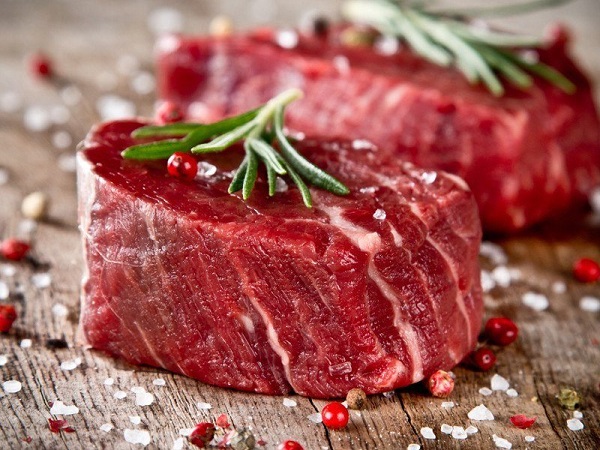 Ăn thịt bò có thể khiến các vùng nám lan rộng hơn (Ảnh minh họa)