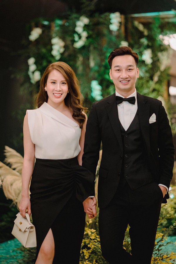 Sau hôn nhân đổ vỡ với người vợ đầu tiên - ca sĩ Thu Phượng, Thành Trung tổ chức lễ cưới với Ngọc Hương vào năm 2017.