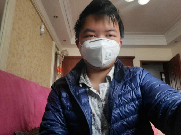 Tiger Ye phải trải qua 3 tuần chiến đấu đầy đau đớn với cơn sốt 39 độ cùng những cơn ho không dứt.