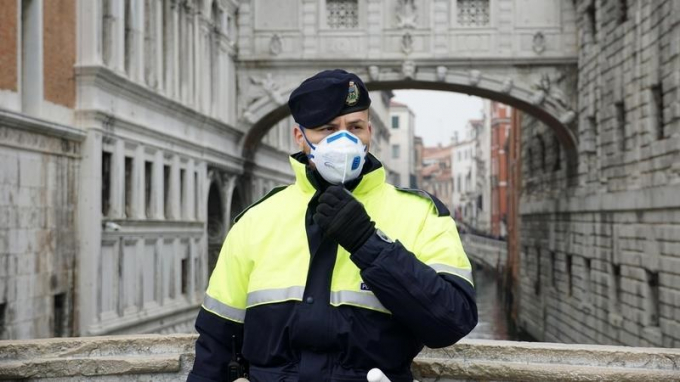 Dịch Covid-19 lây lan nhanh chóng ở Italy, khiến người thứ ba ở nước này thiệt mạng (Ảnh: RTE)