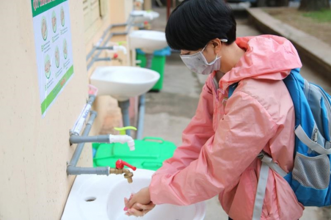 Học sinh, sinh viên chủ động bảo vệ sức khoẻ, hạn chế tập trung nơi đông người, tránh nguy cơ lân lan nguồn bệnh dịch Covid-19.