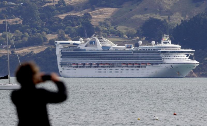Tàu Golden Princess không được cập cảng do nghi ngờ có hành khách nhiễm virus corona.
