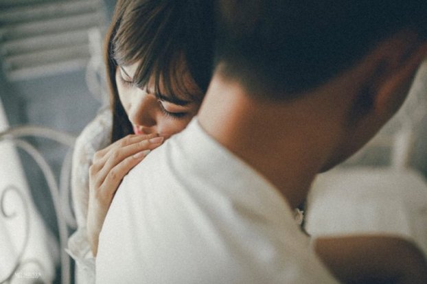 10 biểu hiện của người chồng yêu vợ thương con, ai lấy được sung sướng cả đời