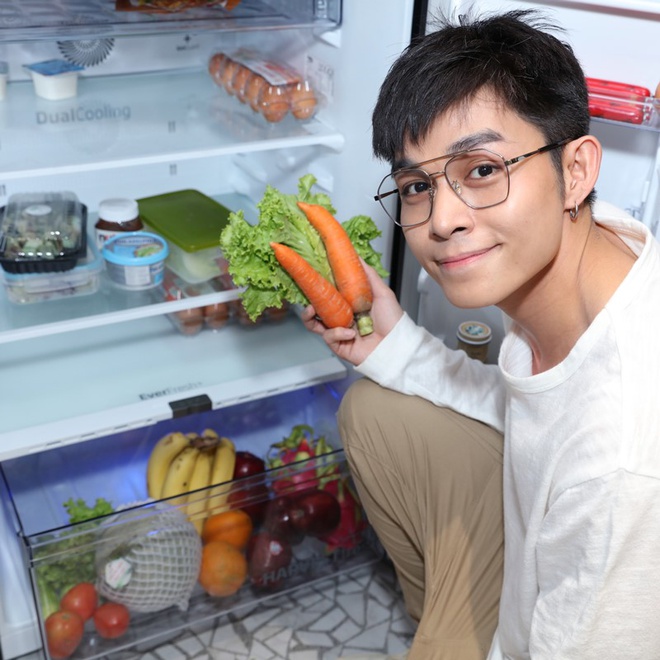 “Tủ lạnh Beko là sản phẩm thích hợp cho người trẻ muốn theo đuổi lối sống lành mạnh, tự mình nấu ăn dù công việc bận rộn”, Jun Phạm chia sẻ.