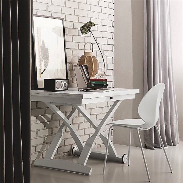 Chiếc bàn màu trắng phong cách, không chỉ có thể sử dụng trong phòng ăn mà còn có thể dùng làm bàn học, bàn làm việc…