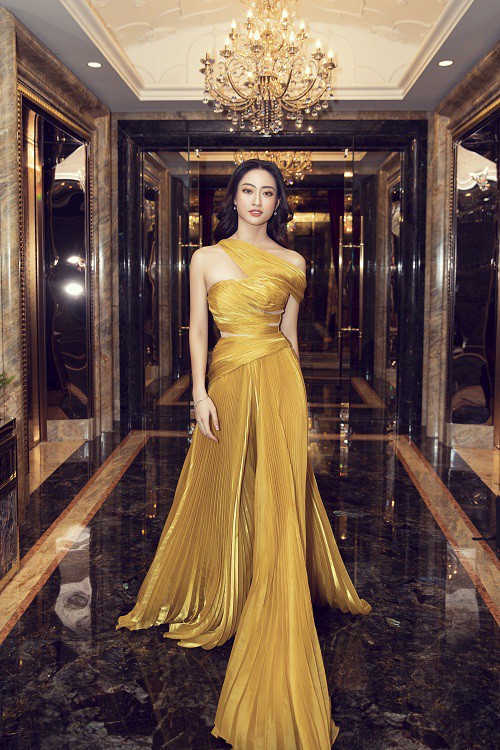 Hiện tại, Hoa hậu Lương Thùy Linh đang đảm nhận vai trò đại sứ thương hiệu và Giám đốc phát triển dự án cho một tập đoàn lớn.