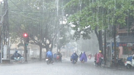 Khu vực Hà Nội từ nay tới 8/8 có lúc có mưa rào và dông, cục bộ có mưa vừa, mưa to. Ảnh: KT