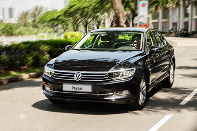 Volkswagen Việt Nam vừa công bố mức ưu đãi hấp dẫn cho các mẫu xe chủ lực, trong đó mẫu Passat có ưu đãi lên tới 177 triệu đồng.