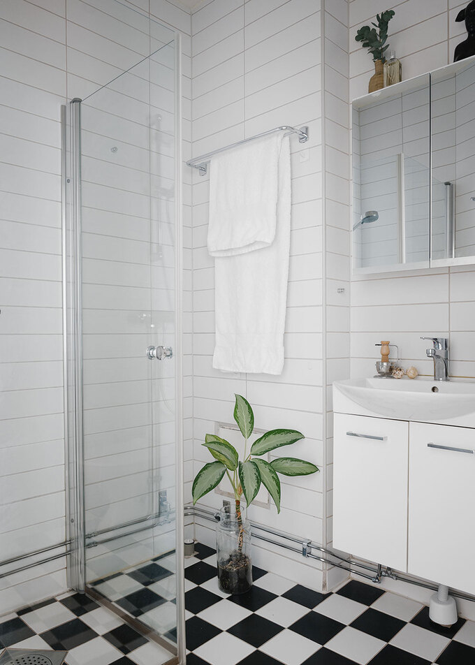 Thiết kế thông minh của phòng tắm còn mang đến sự dễ chịu trong quá trình sử dụng cho người dùng.