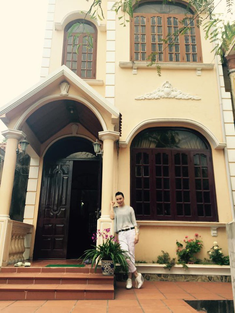 Căn biệt thự ở Quảng Ninh - nơi cô sinh ra và lớn lên