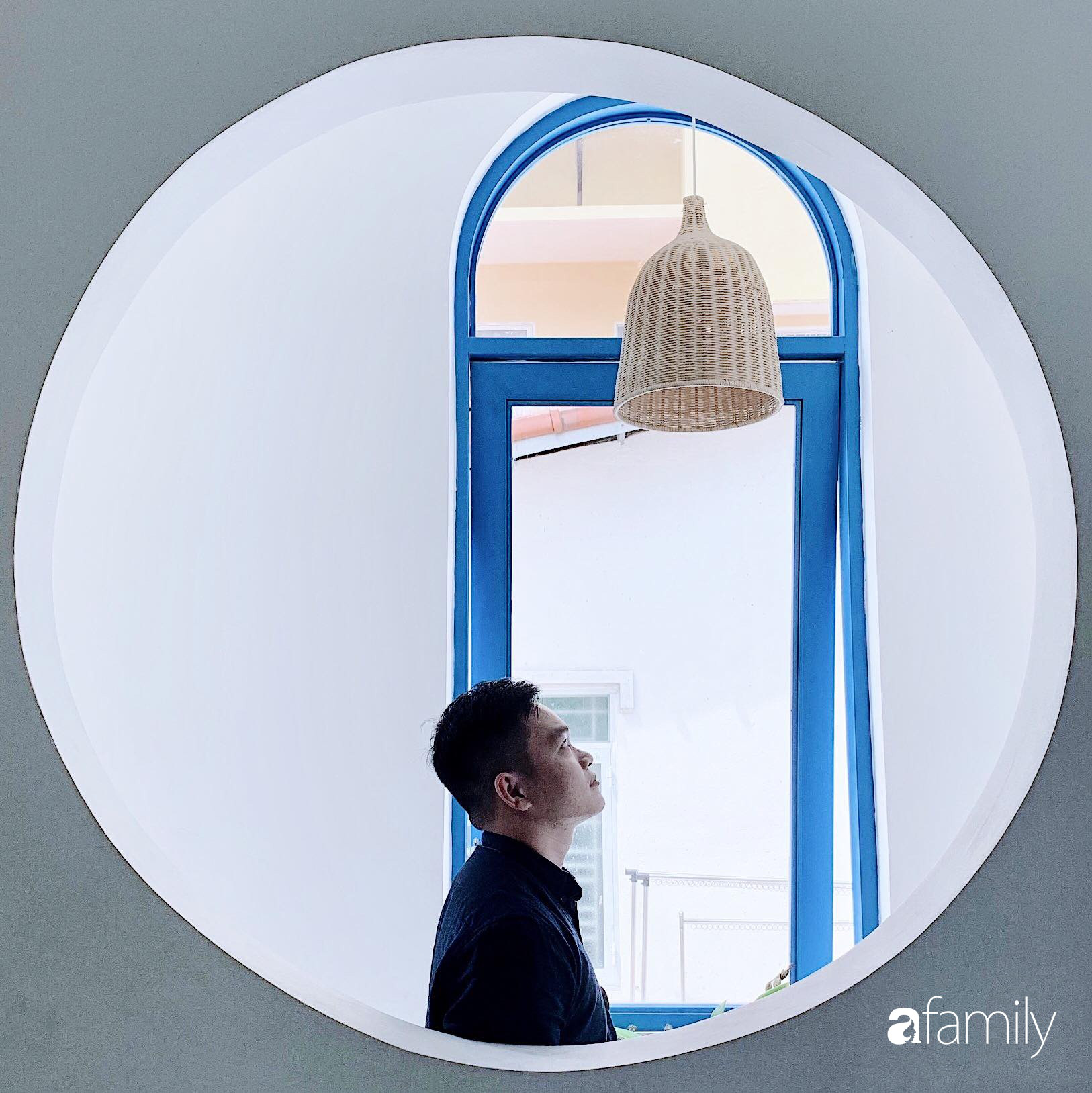 Chàng trai Viết Dũng được nhiều cư dân mạng khen ngợi vì khéo léo và sáng tạo trong cách trang trí căn hộ tập thể của mình.