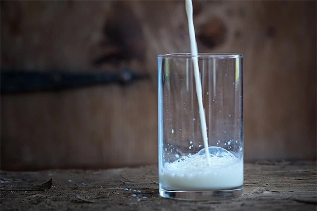  Lactose là một loại đường rất dễ bắt gặp trong các sản phẩm sữa.