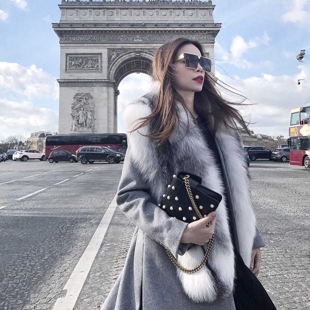 Nếu như kính mắt mèo sắc lẹm có hình dáng bé tí hon giúp người đeo toát lên vẻ ngoài