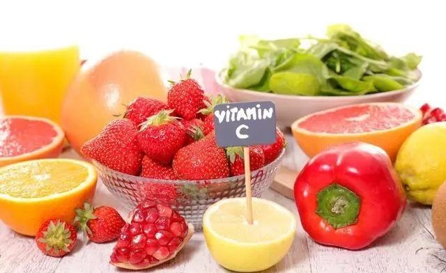  Tăng cường bổ sung vitamin C có thể giúp phái mạnh hạn chế nguy cơ vô sinh - Ảnh minh họa: Internet