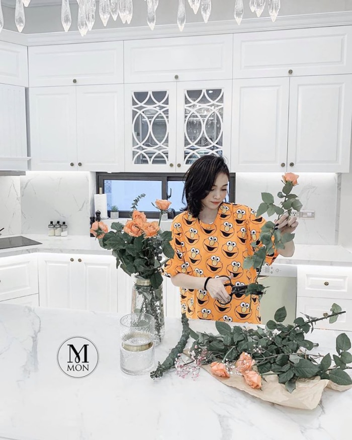 Nhà mới lấy tông màu trắng làm chủ đạo.