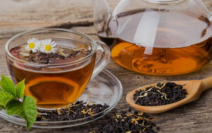 13. Trà - Trong trà có cả caffeine và amino axit L-Theanine có tác dụng cải thiện mạnh mẽ chức năng não. Trong một nghiên cứu năm 2017, trà xanh đã được chứng minh có thể giúp cải thiện nhận thức, trí nhớ và giảm căng thẳng./.