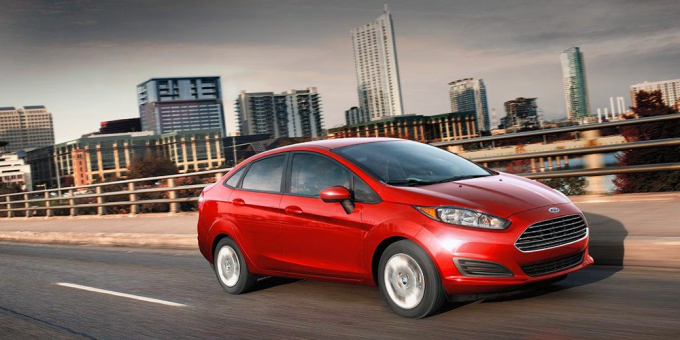 Giá xe ôtô hôm nay 11/10: Ford Fiesta giảm 50 triệu đồng.