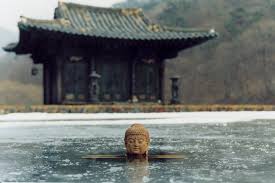 Biểu tượng của các bức tượng Phật trong phim Xuân Hạ Thu Đông mang nhiều ý nghĩa