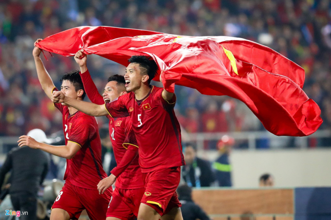 Đội tuyển Việt Nam bước vào Asian Cup 2019 với tư cách đội vô địch Đông Nam Á. Ảnh: Minh Chiến.