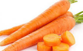  Cà rốt giàu vitamin A và beta caroten nổi tiếng là thực phẩm tốt cho mắt  - Ảnh minh họa: Internet