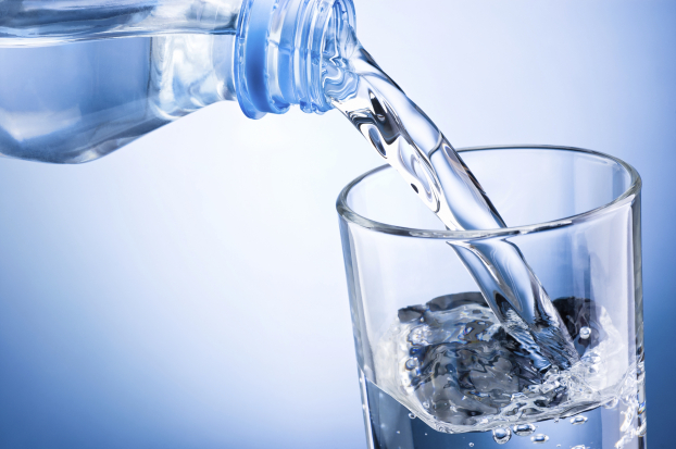  Nước có nhiều lợi ích với sức khỏe con người.