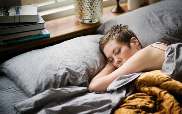  Ngủ một giấc cũng là cách giúp đầu óc thoải mái, dễ chịu - Ảnh minh họa: Internet