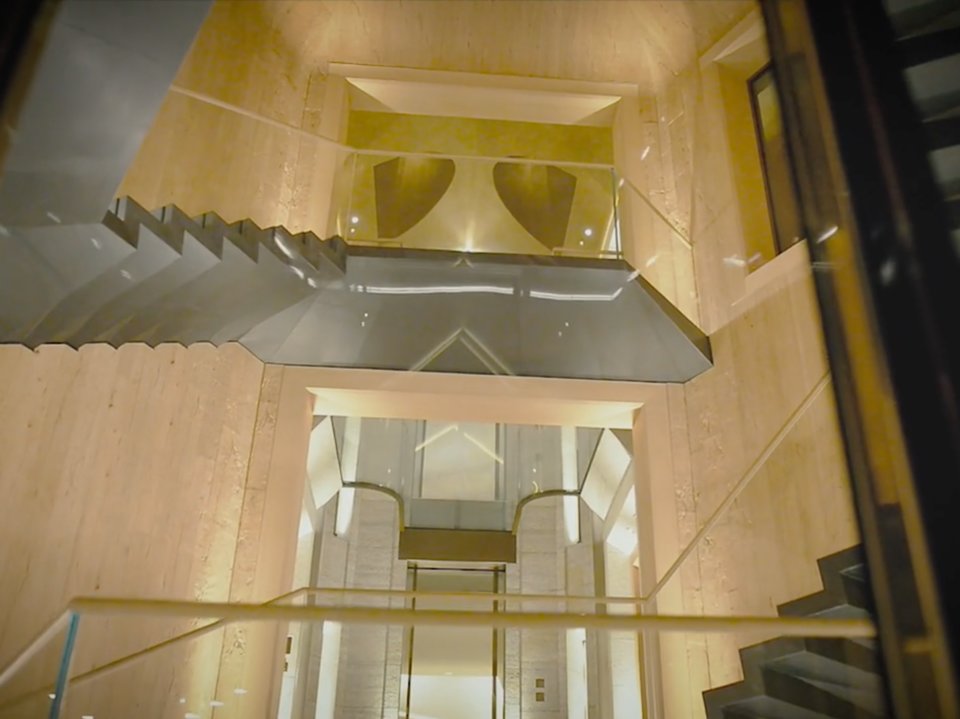  Có thể bạn cho rằng đây chỉ là một biệt thự xa xỉ bình thường của giới tỷ phú. (Ảnh: Senada Adzem / Vimeo) 