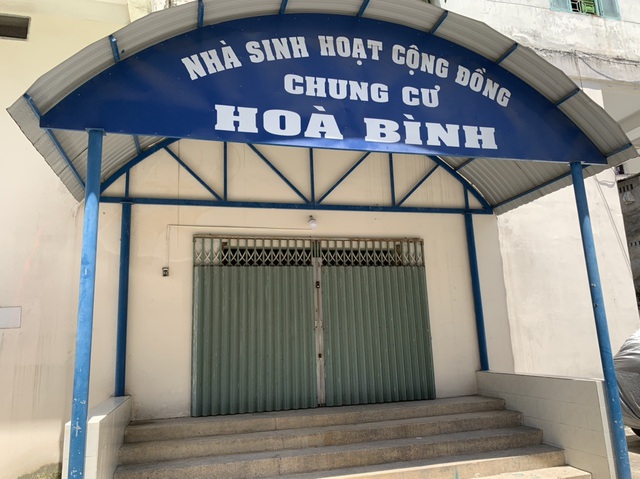 Chung cư Hòa Bình đã bị cách ly sau khi một cư dân nhiễm Covid-19.