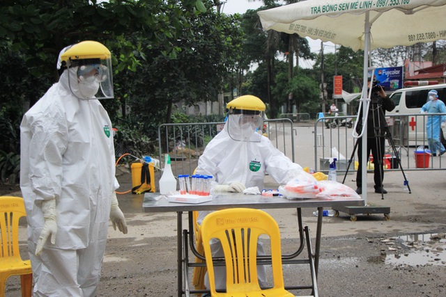  TP Hà Nội dùng nhiều biện pháp ngăn dịch bệnh lây lan ngoài cộng đồng
