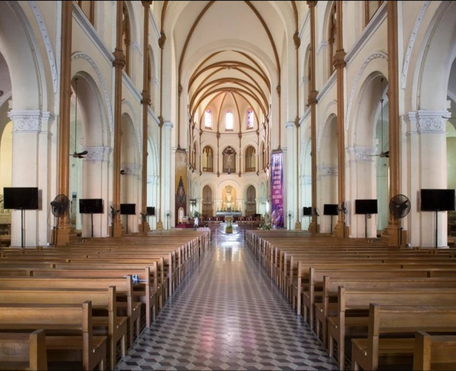  Nhà thờ Đức Bà Sài Gòn lọt top những thánh đường đẹp nhất thế giới. Ảnh: Business Insider