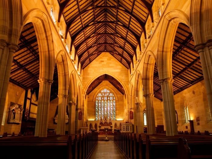  Được xây dựng từ năm 1819 đến 1868 và là nhà thờ lâu đời nhất ở nước Úc. Nhà thờ đã trải qua công việc bảo tồn và phục hồi lớn giữa năm 1999 và 2000.