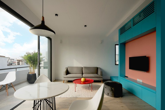  Bên trong mỗi căn hộ, nội thất được thiết kế khéo léo từ các vật liệu cơ bản như đá granit, sắt, gỗ…