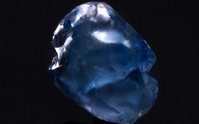  Một viên kim cương xanh có kích thước 29,6 carats đã được tìm thấy tại Nam Phi (Ảnh: Petra)