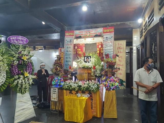  Thi thể diễn viên Hải Đăng được đưa về TPHCM vào chiều ngày 17/2. Tang lễ diễn ra tại chùa Vĩnh Nghiêm, quận 3, TPHCM.
