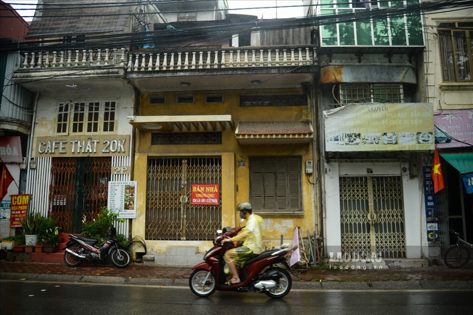  Theo ghi nhận của phóng viên, ngay từ 6h sáng, tại Hà Nội đã có những trận mưa đầu tiên.