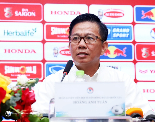  HLV Hoàng Anh Tuấn ngồi ghế nóng HLV trưởng U23 Việt Nam