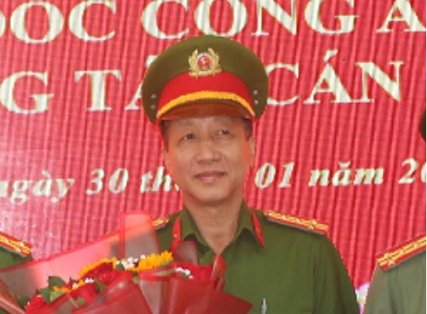  Ông Lê Văn Mót. 