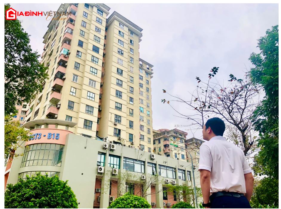  Giá chung cư trên thị trường Hà Nội tăng mạnh thơuf gian qua khiến nhiều người ngậm ngùi, đành phải từ bỏ ước mơ mua nhà (Ảnh: Thúy Ngà)