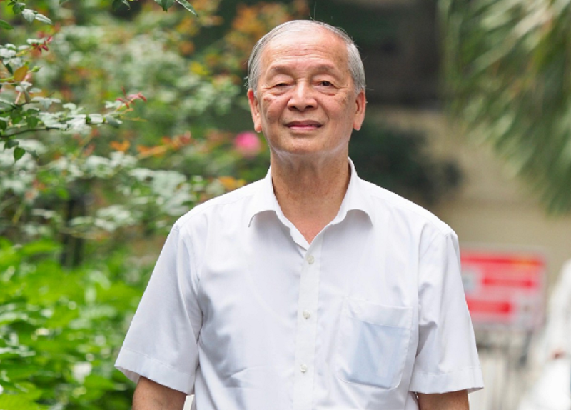 Chuyên gia kinh tế Vũ Vinh Phú 