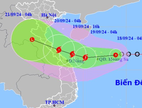   Áp thấp nhiệt đới tiến gần, tỉnh Quảng Bình sẽ cấm biển từ 0h ngày 19/9.