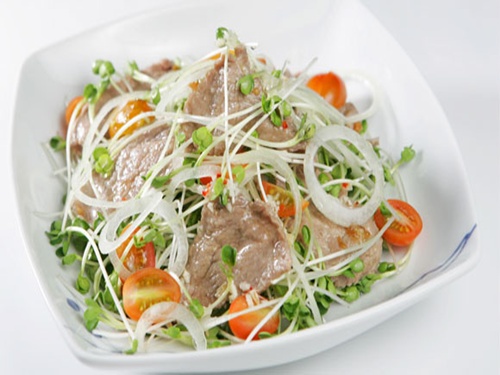  Món salad rau mầm ăn kèm cơm sẽ rất ngon (Ảnh minh họa)