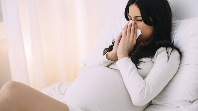Có tới 30% thai phụ bị viêm mũi thai kỳ và đây là biểu hiện bình thường, không đáng lo.(Ảnh minh họa)