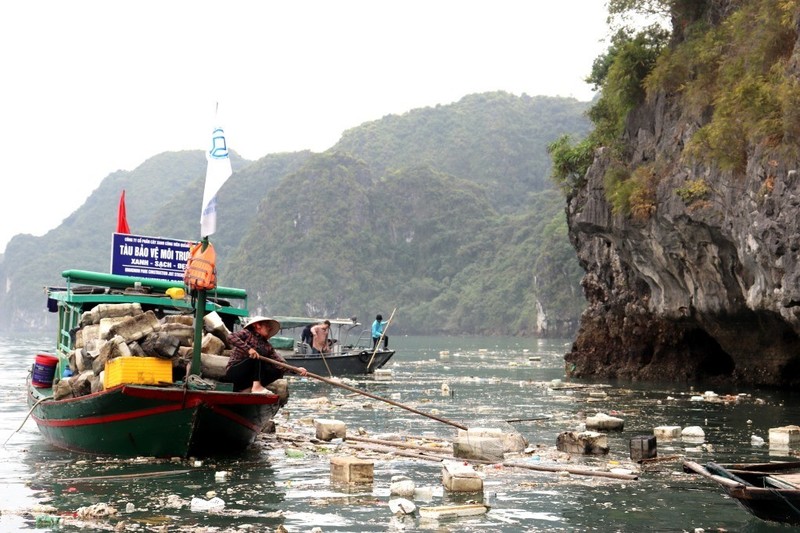  UNESCO lưu ý tỉnh Quảng Ninh kiểm soát tình trạng ô nhiễm nước.