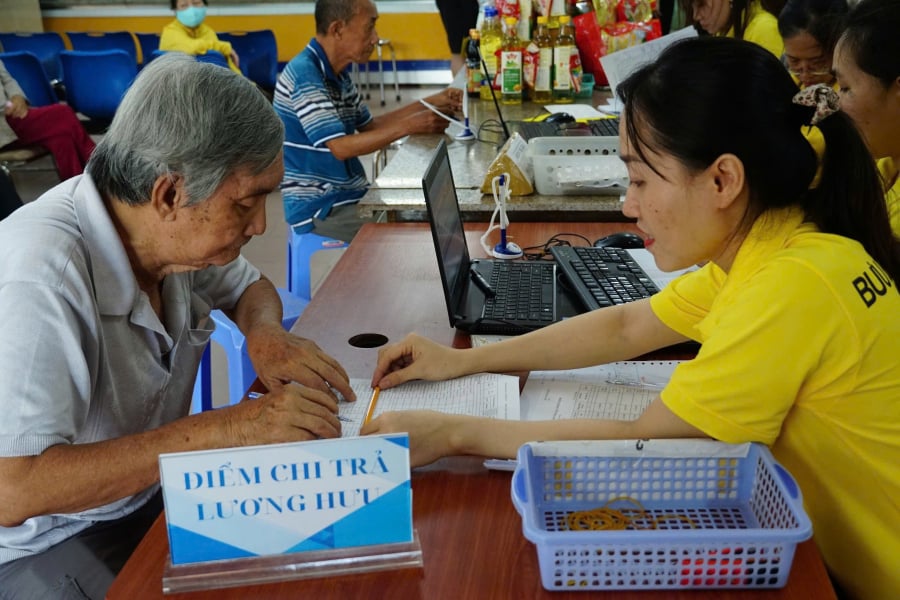  Tin vui: Trước Tết Nguyên Đán 2025, người hưu trí sẽ nhận khoản tiền, là khoản gì?