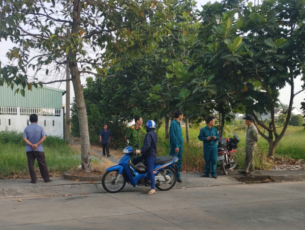  Cơ quan chức năng phong tỏa hiện trường - Ảnh: Báo Long An