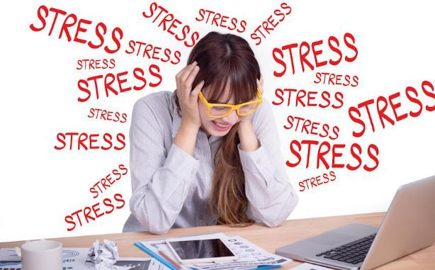  Căng thẳng, stress có thể gây lão hóa da và bùng phát một số bệnh ngoài da… 