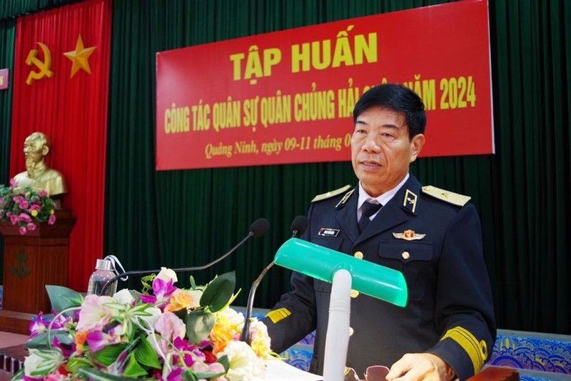  Chuẩn Đô đốc Phan Tuấn Hùng 