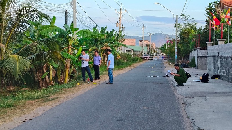   Hiện trường vụ án mạng. Ảnh: Nguyễn Luân.