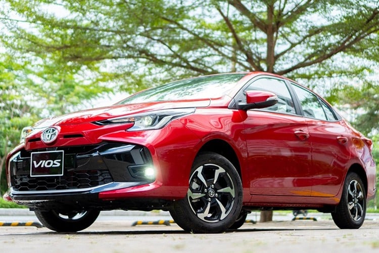  Toyota Vios đang được hãng ưu đãi 50% lệ phí trước bạ trong tháng 3. 