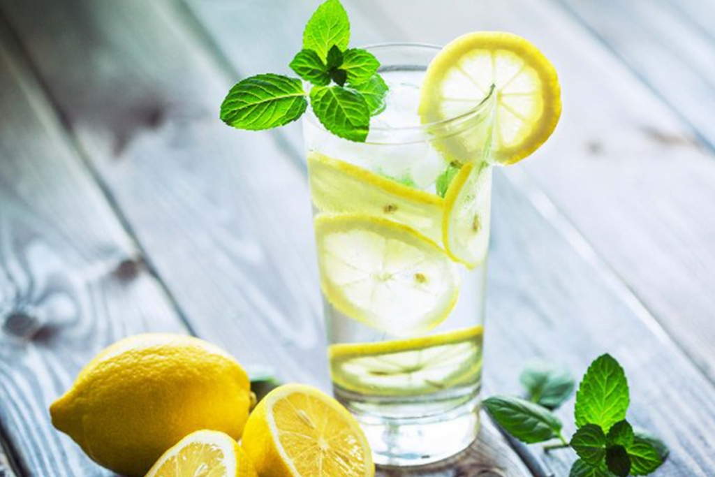  Nghiên cứu đã phát hiện ra rằng polyphenol trong nước chanh có khả năng ức chế sự tích tụ mỡ trong cơ thể.